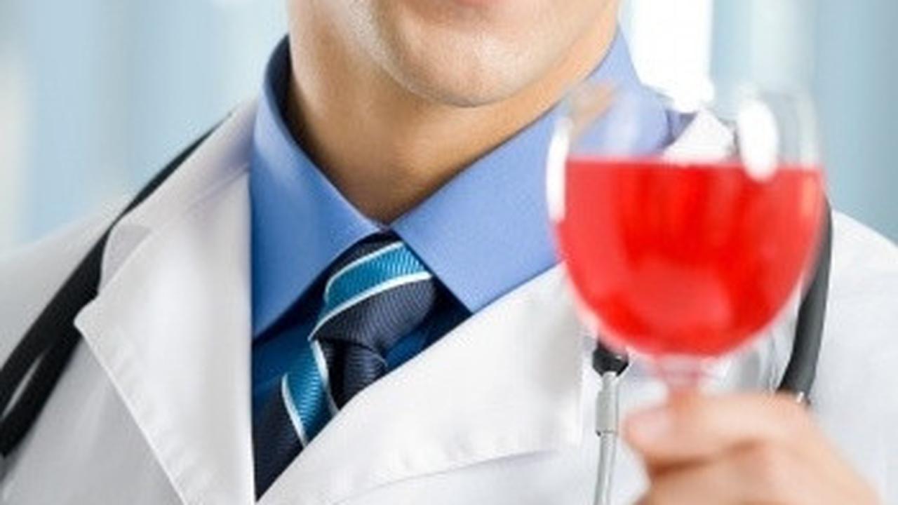 Benarkah Minuman Anggur Merah Menyehatkan?