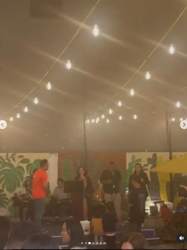 6 Potret Keseruan Dewi Perssik dan Saipul Jamil Duet di Atas Panggung, Heboh
