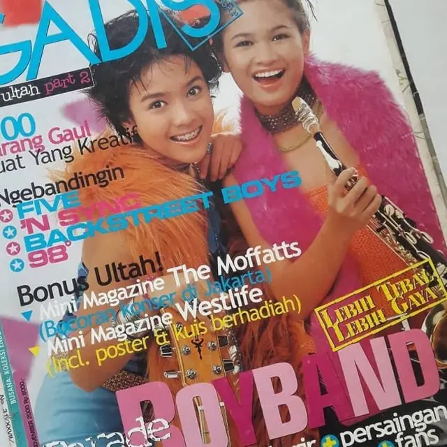 6 Potret Lawas Dea Ananda yang Imut, Dulu Dikenal Sebagai Artis Cilik