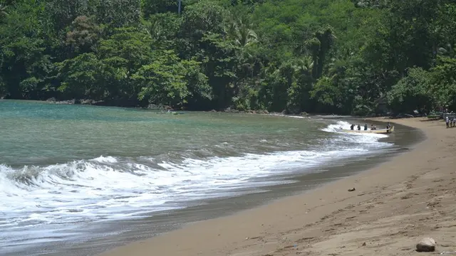 Pantai Sipelot, Pantai di Malang yang Layak Dikunjungi