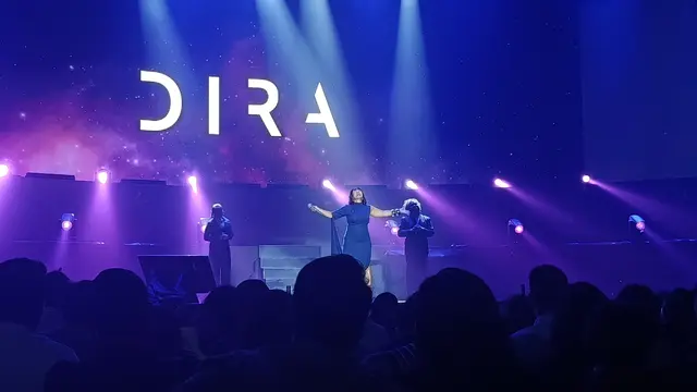 Dira Sugandi