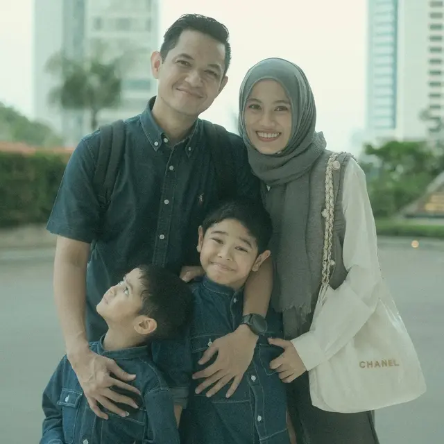 Keluarga Pasangan Alyssa dan Dude (Instagram/ichasoebandono)