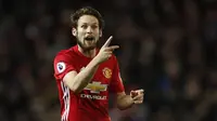 Tak Selalu Bermain, Blind Masih Betah di MU