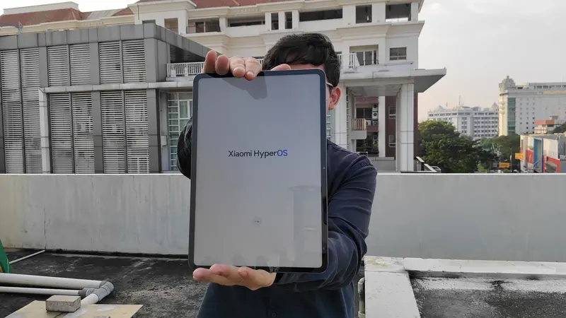 Unboxing Xiaomi Pad 6s Pro 12.4