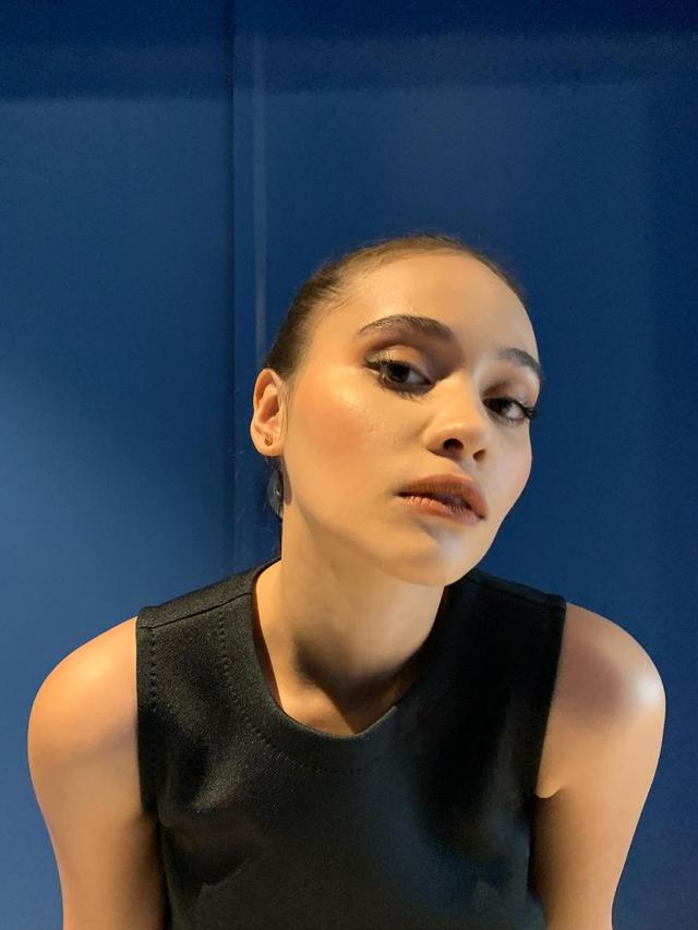 Potret Close Up Aurora Ribero