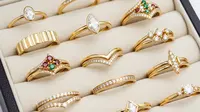 12 Model Cincin Emas untuk Jari Gemuk agar Tampak Proporsional &amp; Elegan