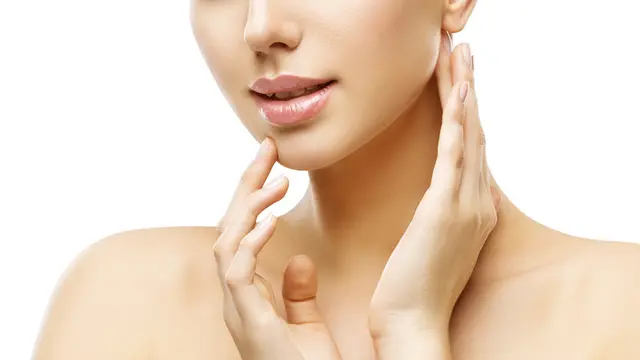 Bagaimana Mengencangkan Kulit Leher yang Tampak Mengendur di Usia Muda? Gali Jawabannya Yuk!