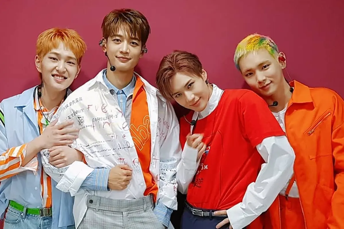 [Bintang] 10 Tahun Bersama, Begini Kedekatan Para Personel SHINee