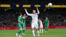 Eskpresi Cristiano Ronaldo saat membela Portugal melawan Republik Irlandia pada lanjutan Kualifikasi Piala Dunia 2026 Zona Eropa di Dublin, Jumat (14/11/2025) dini hari WIB. (Paul Faith / AFP)
