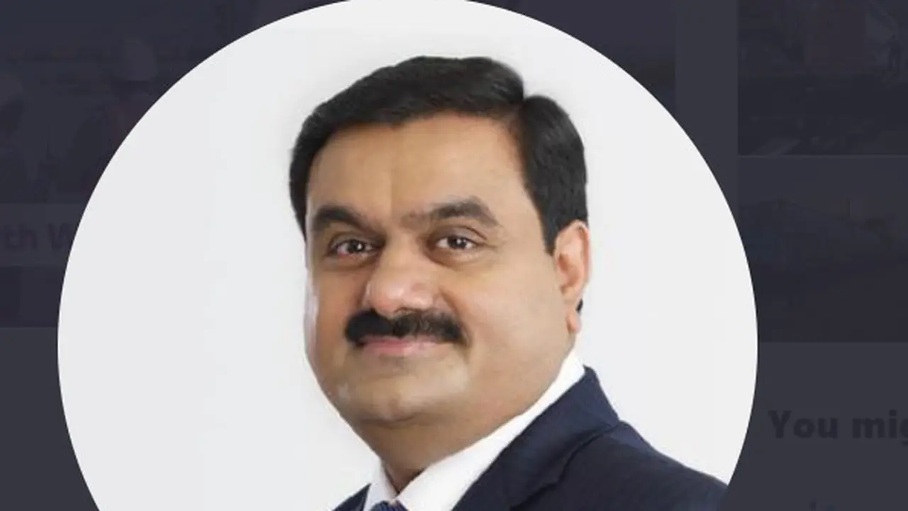 Kekayaan Gautam Adani Anjlok