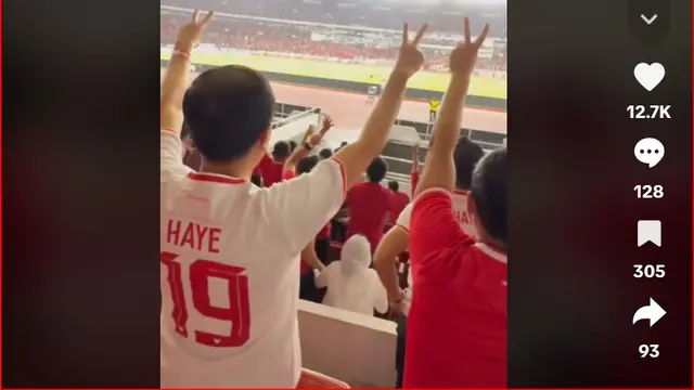 Jokowi di pertandingan Indonesia vs Arab Saudi