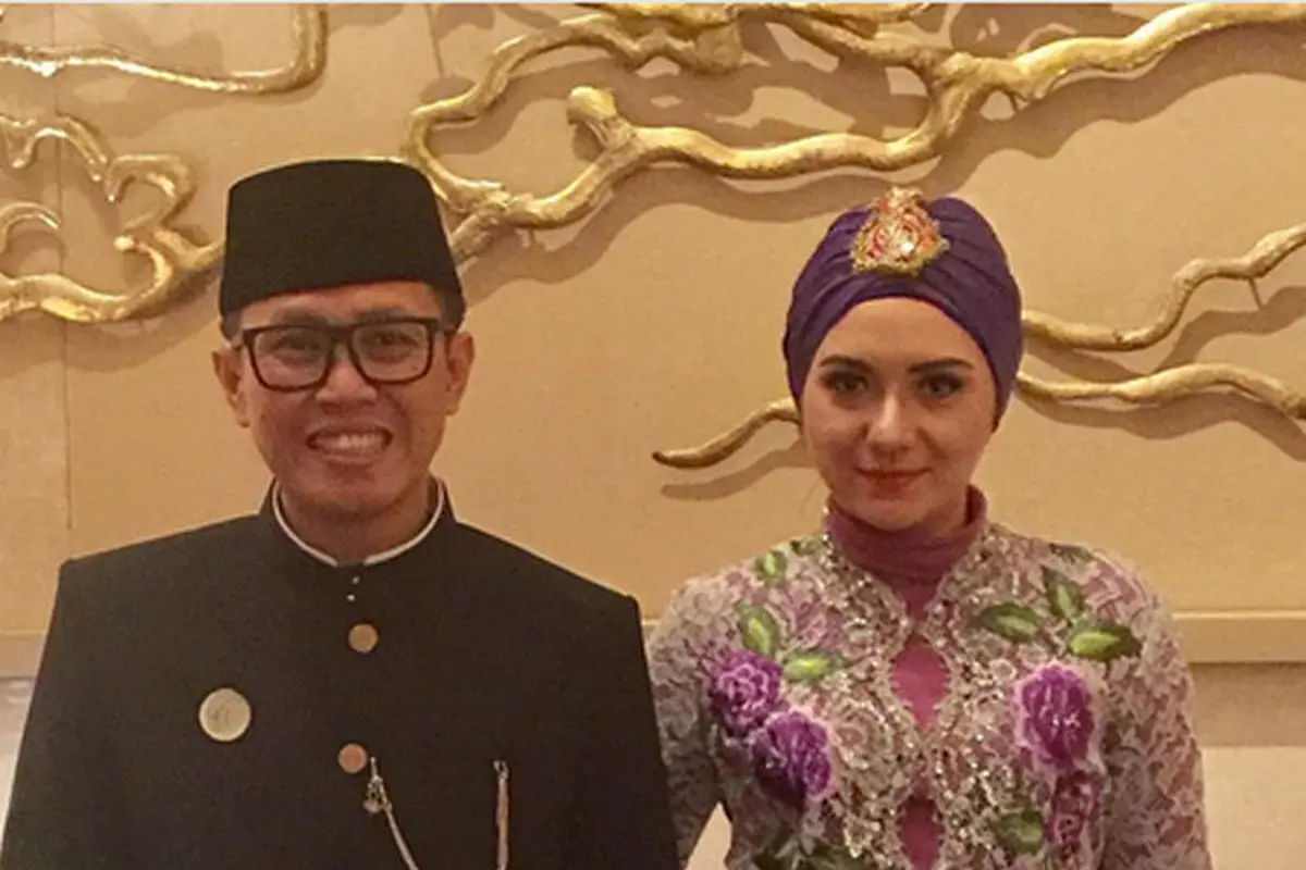 [Bintang] Eko Patrio dan Viona Rosalina