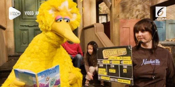 VIDEO: Pemeran Big Bird 'Sesame Street' Pensiun