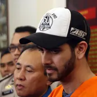 Menurut pemeriksaan awal, suami dari Renata Kusmanto itu tidak menunjukkan ada tanda-tanda depresi. Untuk lebih jelasnya, akan dilakukan penggecekan di dokter. (Deki Prayoga/Bintang.com)