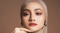 Penyanyi Eltasya Rekam Ulang Lagu Harus Terpisah, Bahas Hubungan Bisa Kehilangan Keseimbangan