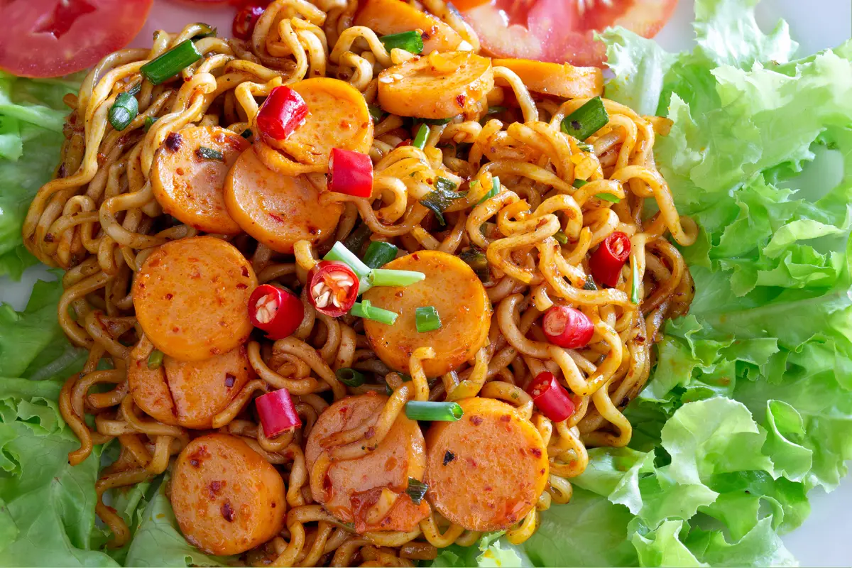 Resep Mie Goreng Sosis Pedas