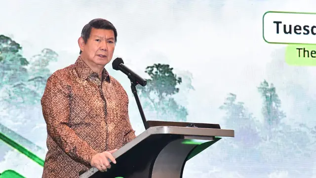 Prabowo Bakal Bangun Tanggul Laut Raksasa 700 Km