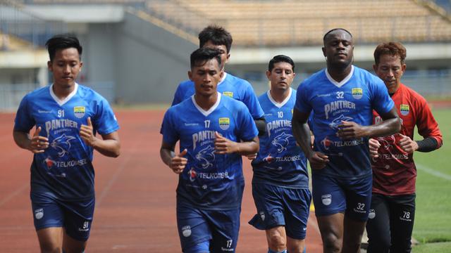 FOTO: Gelar Latihan, Persib Bandung Panggil Pemain Cabutan