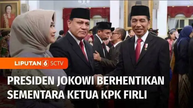 Presiden Jokowi memberhentikan sementara Ketua KPK Firli Bahuri. Firli Bahuri telah ditetapkan sebagai tersangka oleh polisi terkait kasus dugaan pemerasan dalam penanganan korupsi di Kementerian Pertanian.