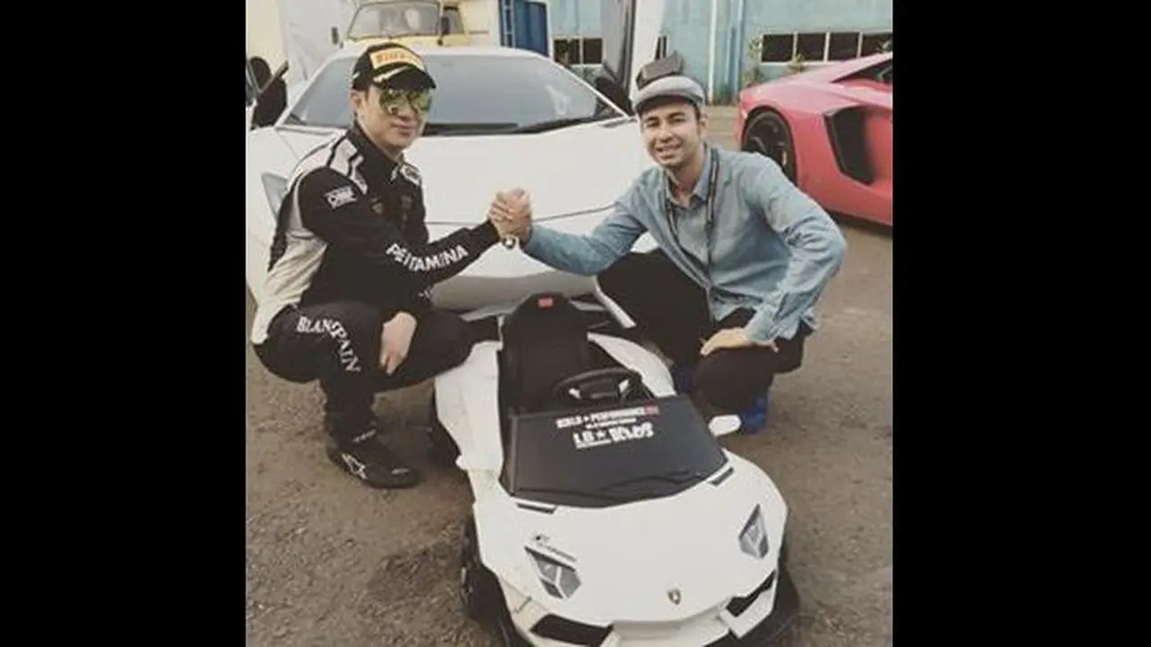 Masih Bayi, Anak Raffi Ahmad Dikadoi Mobilan Lamborghini