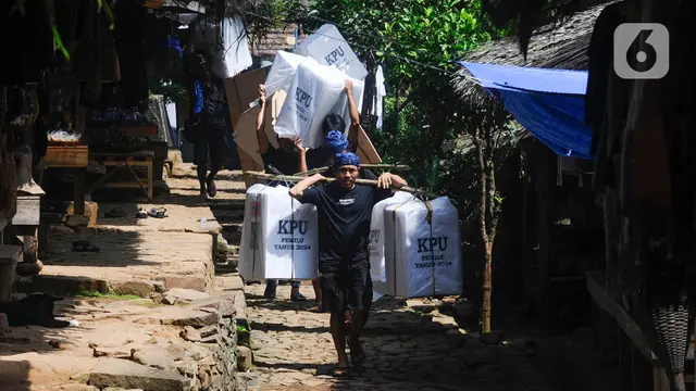 Melihat Distribusi Logistik Pemilu di Kawasan Baduy Luar