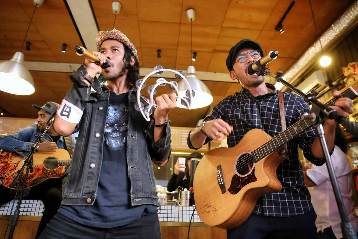 [Bintang] Chicco Jerikho dan Rio Dewanto