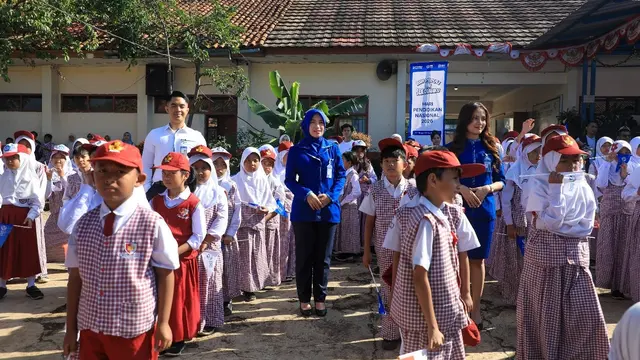 Maknai Hardiknas 2026, BRI Peduli Gelar Kelas Inspirasi dan Salurkan Bantuan untuk SDN 104 Langensari