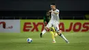 <p>Aksi Ivar&nbsp;Jenner pada pertandingan ujicoba melawan Timas Mali U-22&nbsp;yang digelar di Stadion Pakansari, Kabupaten Bogor, Selasa (18/11/2025) pukul 20.00 WIB.&nbsp;(Bola.com/Bagaskara Lazuardi)</p>