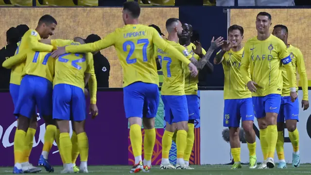 Foto: Usia Hanya Angka, Ronaldo Buktikan Ketajaman dan Bawa Al Nassr ke Perempat Final Liga Champions Asia