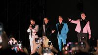 Konser Westlife di Candi Prambanan Yogyakarta