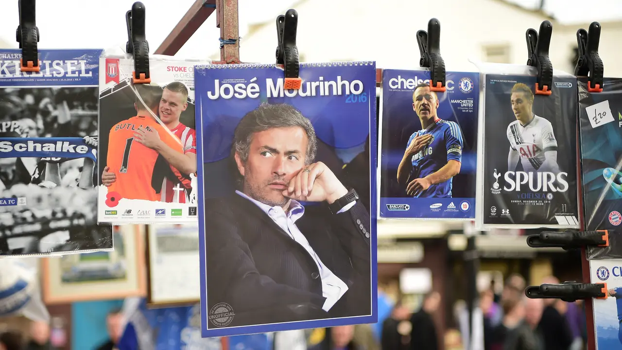 FOTO: Jose Mourinho Resmi Menjadi Manajer Tottenham Hotspur