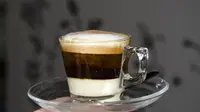 Kopi espresso dengan kombinasi susu. (Sumber foto: tripadvisor.com)