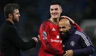 Hasil ini membuat skuad asuhan Michael Carrick naik ke peringkat keempat klasemen sementara dengan koleksi 48 poin. (AFP/Paul Ellis)