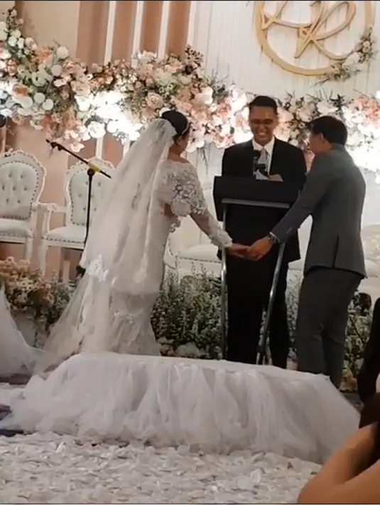 Regina Ivanova (Instagram/anita.hara)