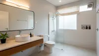 10 Cara Mengatasi Kamar Mandi Licin dengan Bahan Sederhana, Aman dan Efektif untuk Keluarga