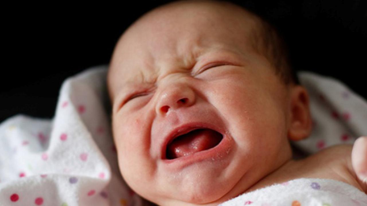 Remaja Tewas Setelah diguncang Ayahnya