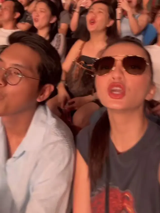 Selebritis Indonesia Nonton Konser Bruno Mars di Thailand