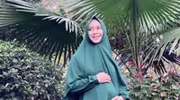 Oki Setiana Dewi Raih Gelar Doktor dengan Nilai Cum Laude