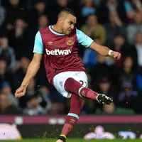 Video highlights 10 gol terbaik Piala FA musim 2015-16, gol Dimitri Payet ke gawang David De Gea jadi yang terbaik di musim ini.