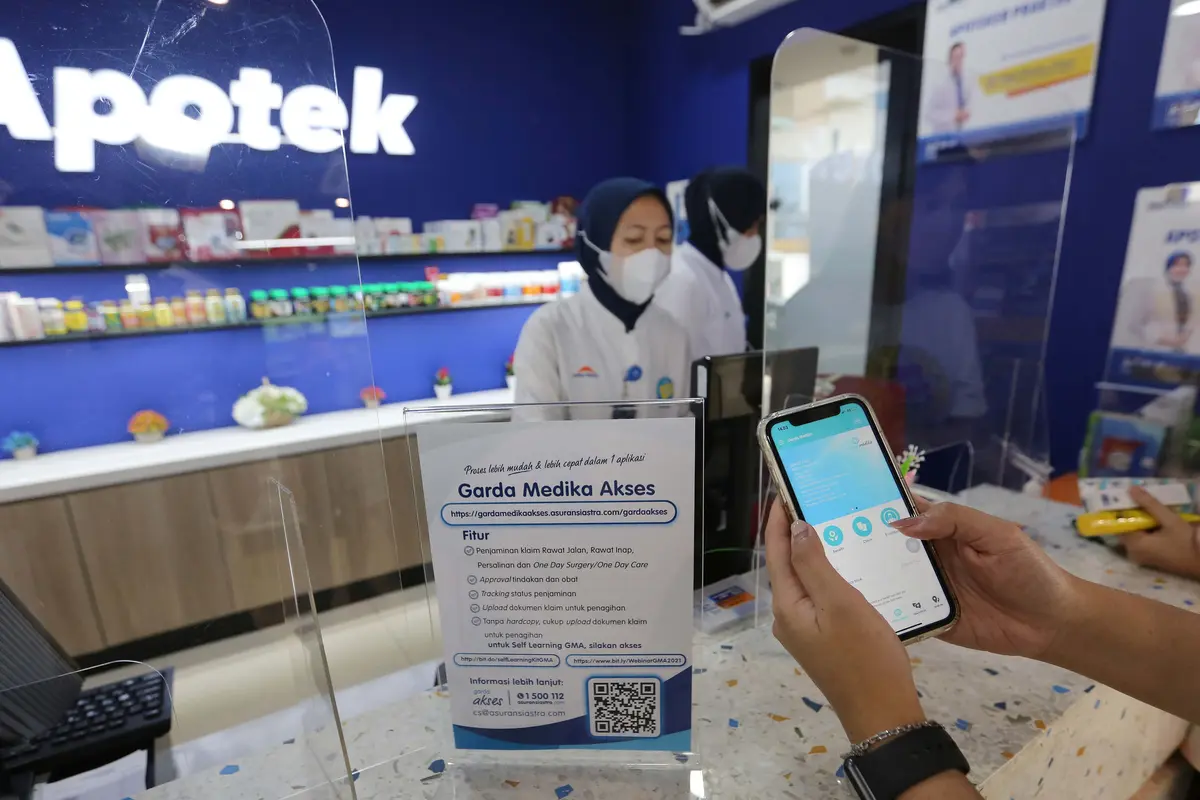 Indonesia Investment Authority (INA) dan Silk Road Fund (SRF) resmi menjadi investor strategis Kimia Farma dan Kimia Farma Apotek.
