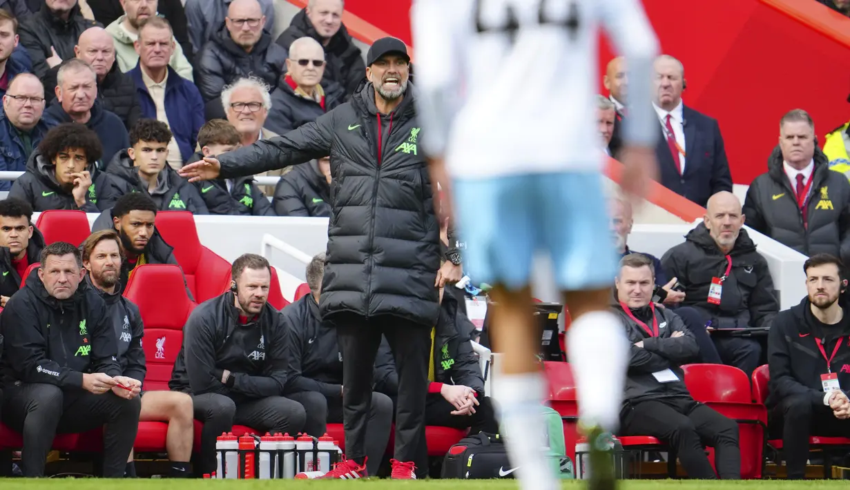 Pasukan Jurgen Klopp tertahan di peringkat tiga dengan perolehan 71 angka dari 32 laga. (AP Photo/Jon Super)
