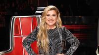 Kelly Clarkson (Instagram/ kellyclarkson foto oleh: @weisseubanks)