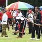 Presiden RI, Joko Widodo (Jokowi), mengikuti kejuaraan panahan Bogor Terbuka 2017, Minggu (22/1/2017). (Sekretaris Kabinet)