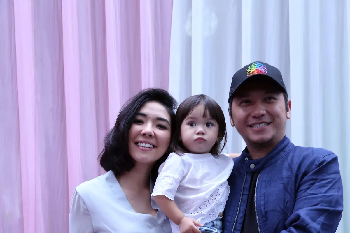 [Bintang] Gisel, Gempita, Gading Marten
