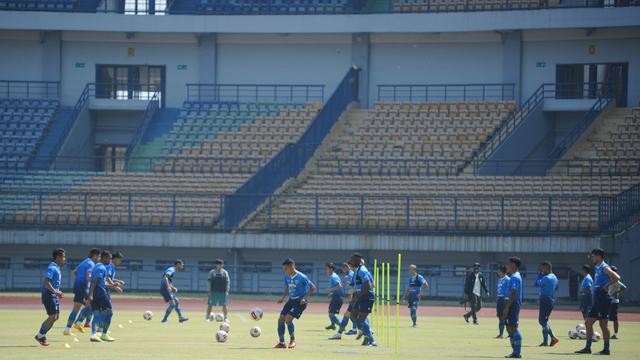 Shopee Liga 1 Kembali Ditunda Begini Rencana Persib Selanjutnya Bola Liputan6 Com