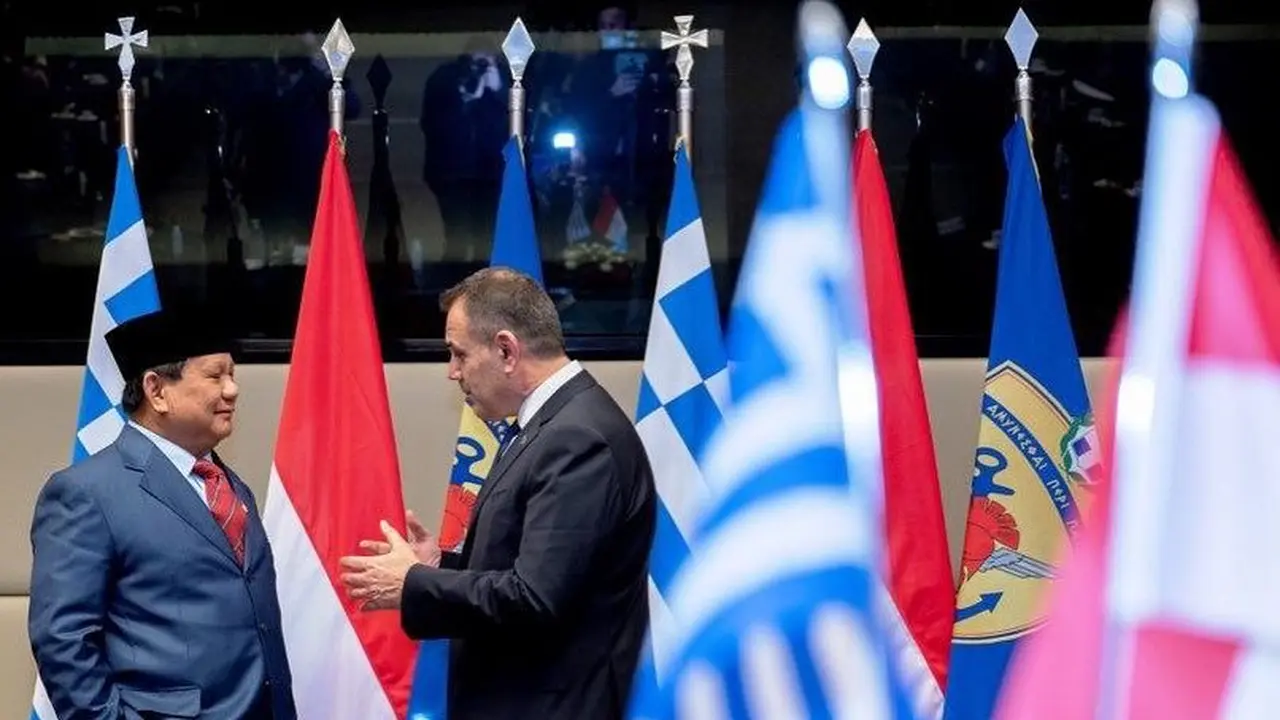 Menhan Prabowo Subianto bertemu Menhan Yunani Nikolaos Panagiotopoulos di Kota Athena