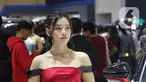 Kehadiran para usher atau SPG cantik menjadi penyegar mata bagi pengunjung GIIAS 2023. (Liputan6.com/Angga Yuniar)