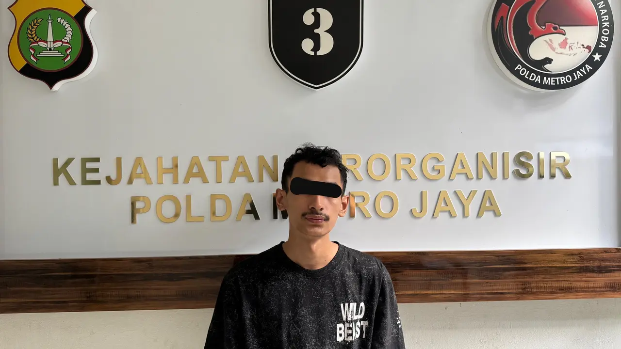 Pemuda berinisial A (25) ditangkap terkait kasus peredaran ganja.