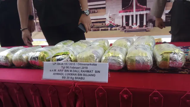 Pengedar Narkoba Bungkus Teh Tiongkok Tergiur Upah Ratusan Juta