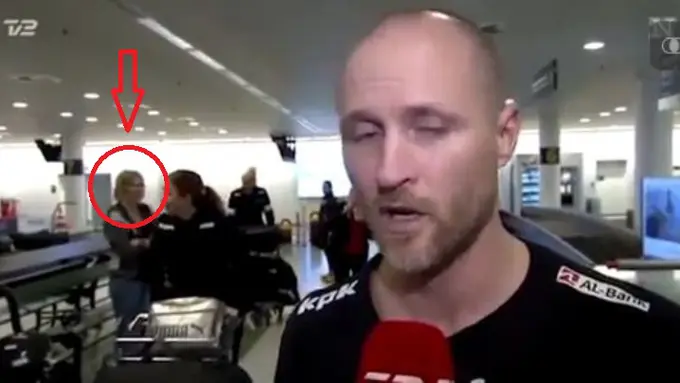 Merinding, Wanita Menghilang Saat Siaran Langsung, Time Travel?